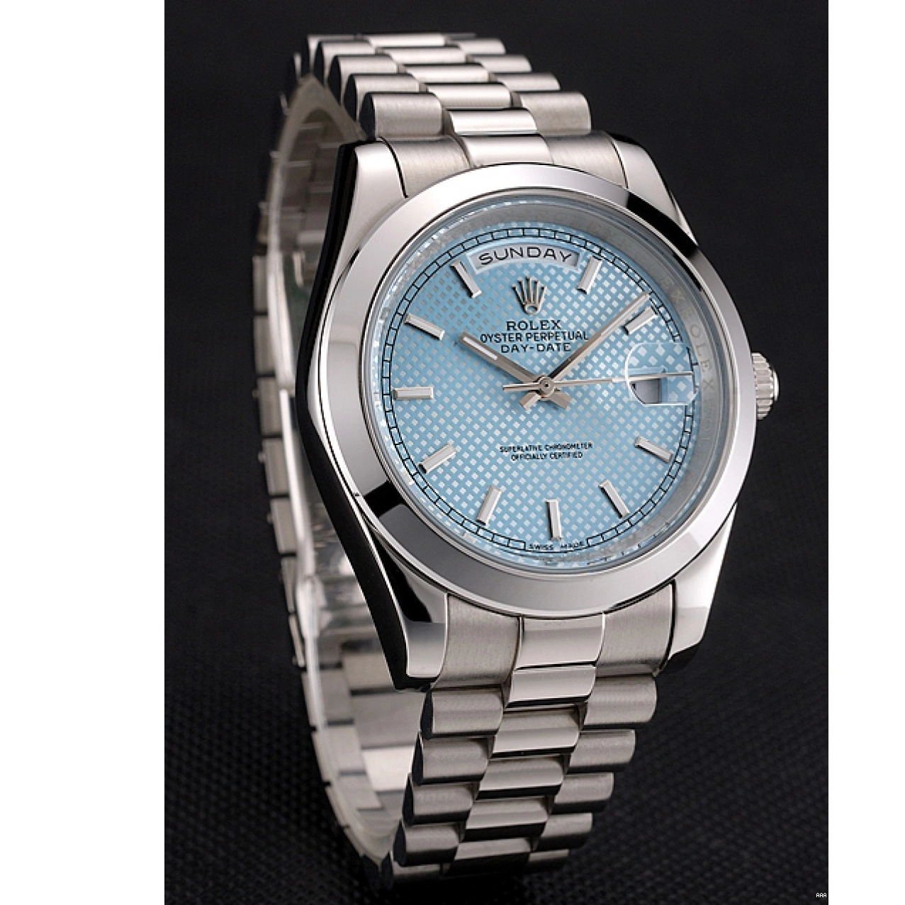 Aaa replica watch Case Steel Day Ice And Bracelet Date Blue Rolex 40 Stainless Dial 0727